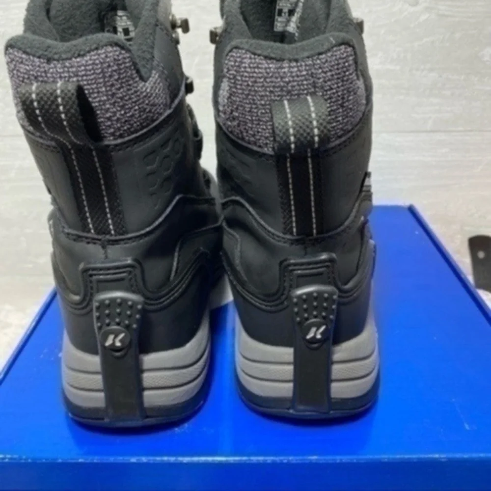 New Korkers Snowmageddon Boots size 9.5 color Black/Gray